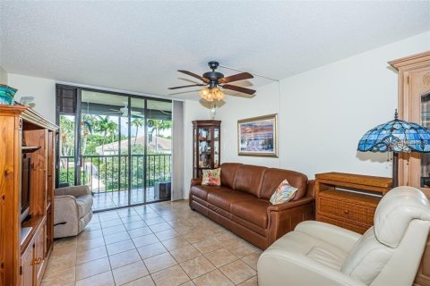 Condominio en alquiler en South Pasadena, Florida, 1 dormitorio, 81.29 m2 № 2111130 - foto 9