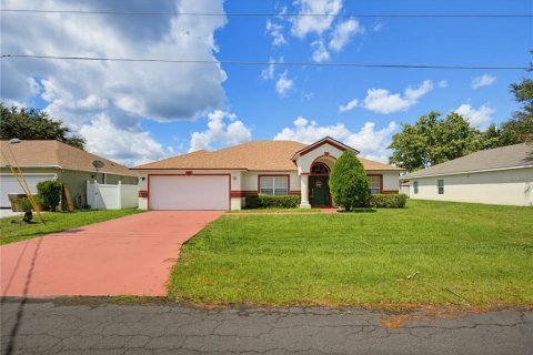 Villa ou maison à Kissimmee, Floride 4 chambres, 204.85 m2 № 2354327