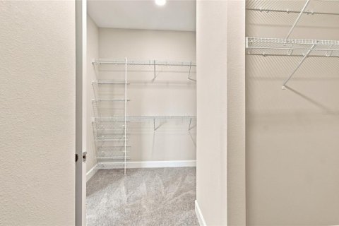 Casa en venta en Apopka, Florida, 4 dormitorios, 280.75 m2 № 2237193 - foto 17
