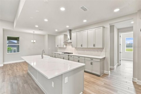 Casa en venta en Apopka, Florida, 4 dormitorios, 280.75 m2 № 2237193 - foto 4