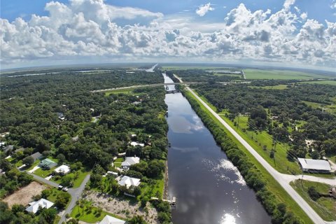 Land in Indiantown, Florida № 2130616 - photo 20