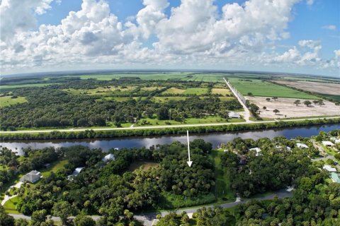 Land in Indiantown, Florida № 2130616 - photo 10