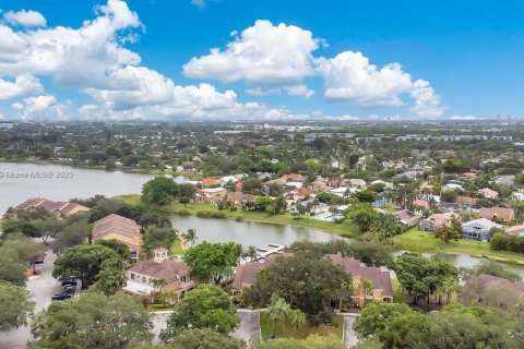 Condo in Oakland Park, Florida, 1 bedroom  № 1838706 - photo 27