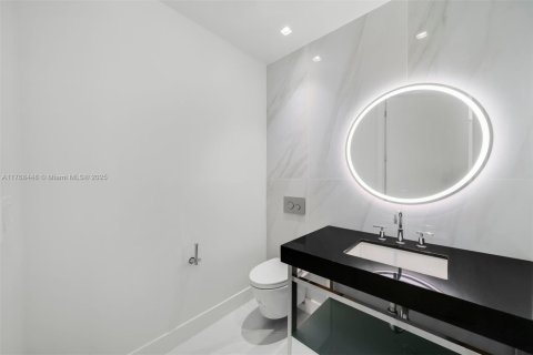 Copropriété à louer à Bal Harbour, Floride: 3 chambres, 261.33 m2 № 1868473 - photo 23