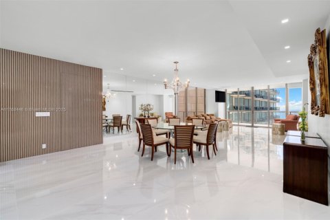 Copropriété à louer à Bal Harbour, Floride: 3 chambres, 261.33 m2 № 1868473 - photo 3
