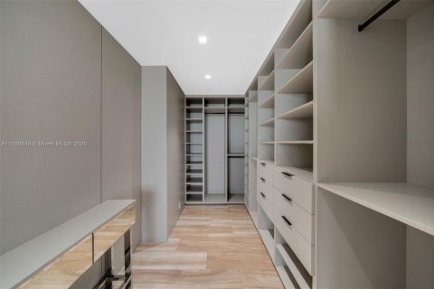 Copropriété à louer à Bal Harbour, Floride: 3 chambres, 261.33 m2 № 1868473 - photo 17