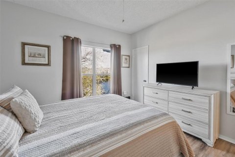 Condo in Tampa, Florida, 1 bedroom  № 2093767 - photo 14