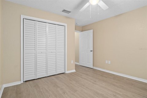Immobilier commercial à vendre à Spring Hill, Floride: 6 chambres, 239.13 m2 № 2426027 - photo 16
