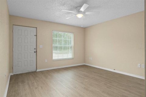 Immobilier commercial à vendre à Spring Hill, Floride: 6 chambres, 239.13 m2 № 2426027 - photo 6