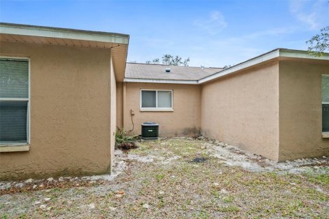 Immobilier commercial à vendre à Spring Hill, Floride: 6 chambres, 239.13 m2 № 2426027 - photo 21