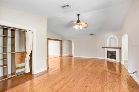 House in Lutz, Florida 5 bedrooms, 318.56 sq.m. № 1516532 - photo 19