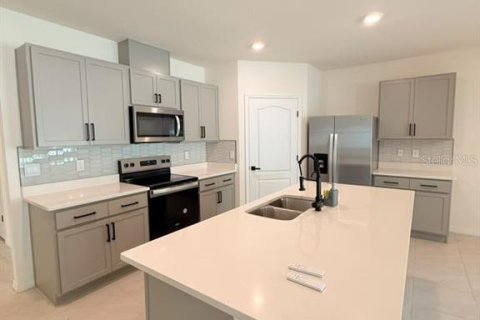 Villa ou maison à louer à Haines City, Floride: 4 chambres, 170.01 m2 № 2402789 - photo 22