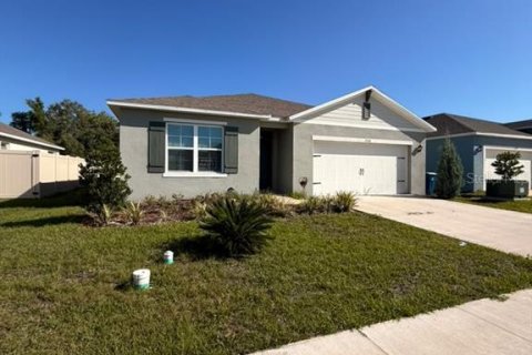 Villa ou maison à louer à Haines City, Floride: 4 chambres, 170.01 m2 № 2402789 - photo 6