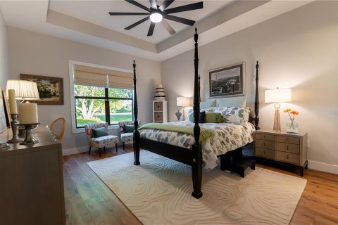 House in Sorrento, Florida 4 bedrooms, 239.87 sq.m. № 1590655 - photo 18