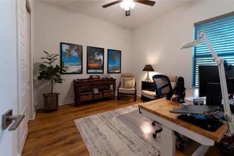 House in Sorrento, Florida 4 bedrooms, 239.87 sq.m. № 1590655 - photo 27