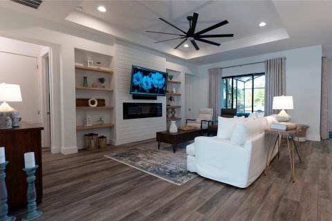 House in Sorrento, Florida 4 bedrooms, 239.87 sq.m. № 1590655 - photo 14