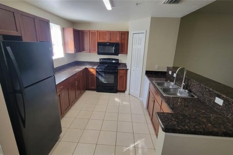 Adosado en alquiler en Tampa, Florida, 3 dormitorios, 165.37 m2 № 2098853 - foto 3