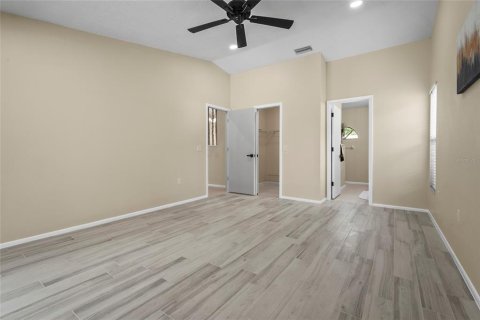 House in Sarasota, Florida 3 bedrooms, 175.12 sq.m. № 1854457 - photo 29