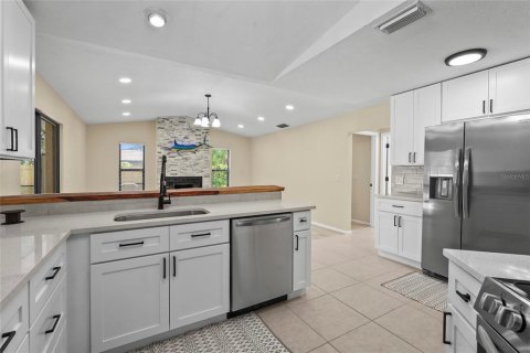 House in Sarasota, Florida 3 bedrooms, 175.12 sq.m. № 1854457 - photo 20