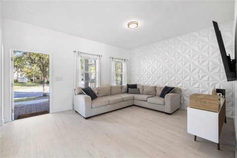 Casa en venta en Winter Garden, Florida, 5 dormitorios, 208.1 m2 № 2142136 - foto 9