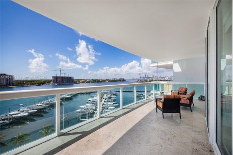 Copropriété à vendre à Miami Beach, Floride: 3 chambres, 186.55 m2 № 1943621 - photo 2