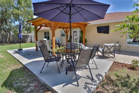 House in Ocala, Florida 3 bedrooms, 127.65 sq.m. № 1902547 - photo 23