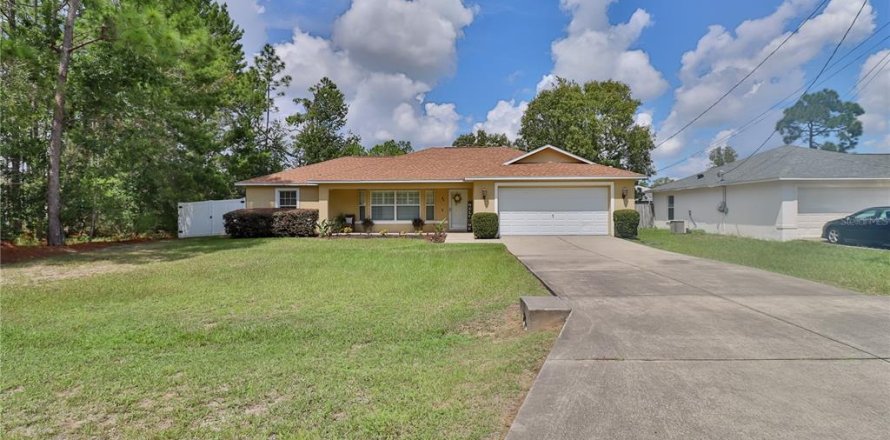 Villa ou maison à Ocala, Floride 3 chambres, 127.65 m2 № 1902547