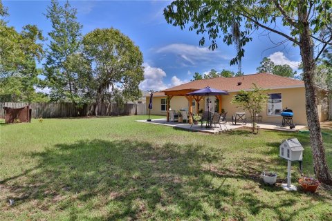 House in Ocala, Florida 3 bedrooms, 127.65 sq.m. № 1902547 - photo 25