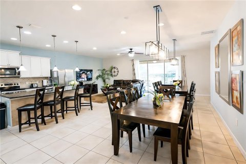 Villa ou maison à vendre à Kissimmee, Floride: 9 chambres, 407.93 m2 № 2139710 - photo 7
