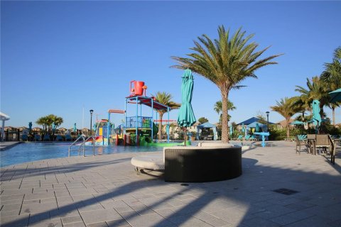 Villa ou maison à vendre à Kissimmee, Floride: 9 chambres, 407.93 m2 № 2139710 - photo 16
