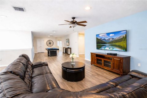 Villa ou maison à vendre à Kissimmee, Floride: 9 chambres, 407.93 m2 № 2139710 - photo 23