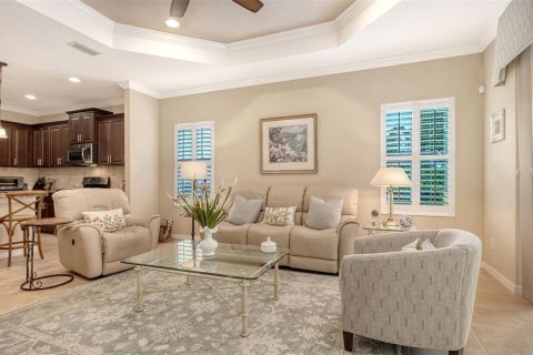 House in Bradenton, Florida 2 bedrooms, 141.68 sq.m. № 2200145 - photo 6