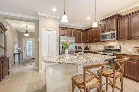 House in Bradenton, Florida 2 bedrooms, 141.68 sq.m. № 2200145 - photo 10