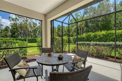 House in Bradenton, Florida 2 bedrooms, 141.68 sq.m. № 2200145 - photo 26