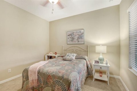 House in Bradenton, Florida 2 bedrooms, 141.68 sq.m. № 2200145 - photo 18