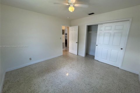 Casa en alquiler en Wilton Manors, Florida, 2 dormitorios, 78.04 m2 № 1921567 - foto 10