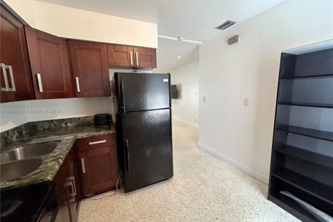 Casa en alquiler en Wilton Manors, Florida, 2 dormitorios, 78.04 m2 № 1921567 - foto 6