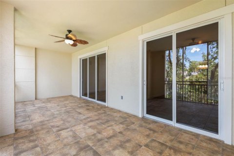 Condo in Palm Coast, Florida, 3 bedrooms № 2197790 - photo 16