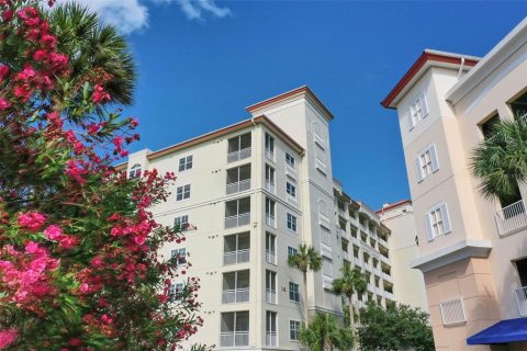 Condo in Palm Coast, Florida, 3 bedrooms № 2197790 - photo 4
