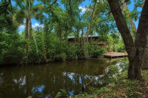Casa en venta en Tarpon Springs, Florida, 2 dormitorios, 80.27 m2 № 2198946 - foto 3