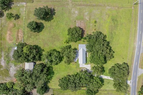 House in LaBelle, Florida 3 bedrooms, 157.93 sq.m. № 1845223 - photo 14