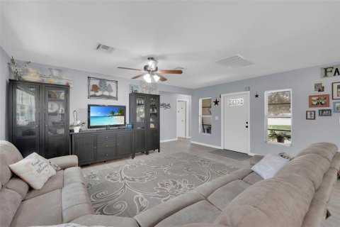 House in LaBelle, Florida 3 bedrooms, 157.93 sq.m. № 1845223 - photo 27