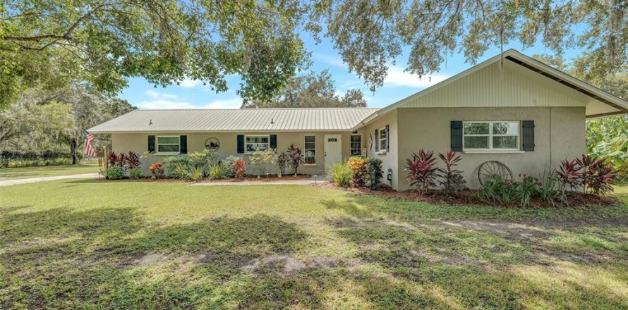 House in LaBelle, Florida 3 bedrooms, 157.93 sq.m. № 1845223