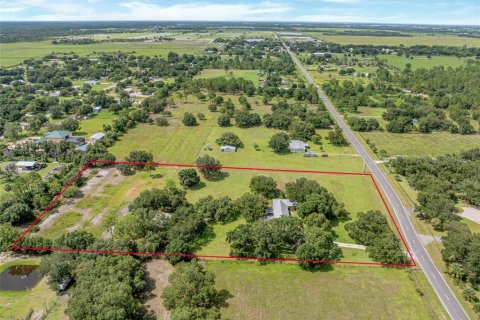 House in LaBelle, Florida 3 bedrooms, 157.93 sq.m. № 1845223 - photo 12