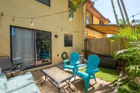 Adosado en venta en Cape Canaveral, Florida, 2 dormitorios, 97.92 m2 № 2204012 - foto 12