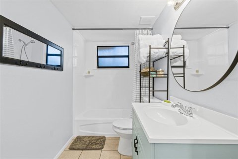 Adosado en venta en Cape Canaveral, Florida, 2 dormitorios, 97.92 m2 № 2204012 - foto 18