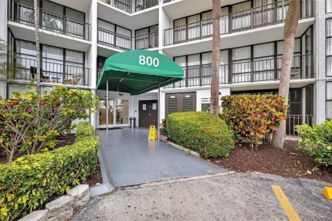 Купить кондоминиум в Халландейл-Бич, Флорида 2 спальни, 104.98м2, № 2055991 - фото 19