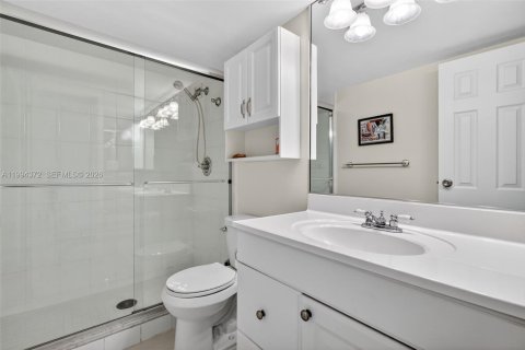 Купить кондоминиум в Халландейл-Бич, Флорида 2 спальни, 104.98м2, № 2055991 - фото 11