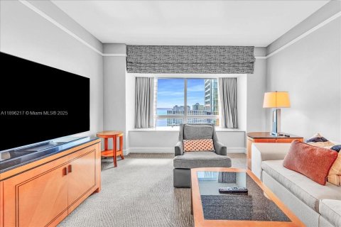 Copropriété à vendre à Miami, Floride: 1 chambre, 91.32 m2 № 2013091 - photo 3