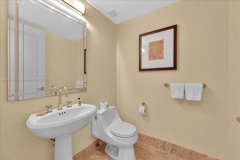 Copropriété à vendre à Miami, Floride: 1 chambre, 91.32 m2 № 2013091 - photo 7